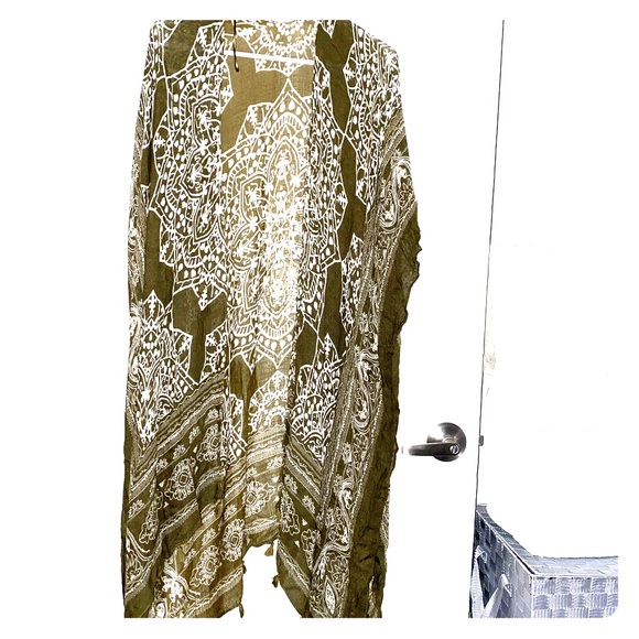 Lilyful green - Picture 1 of 4